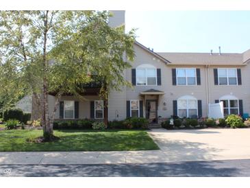 Photo one of 430 Villa Meadows Dr # 202 Avon IN 46123 | MLS 21998091