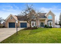 View 6895 Sun River Dr Fishers IN
