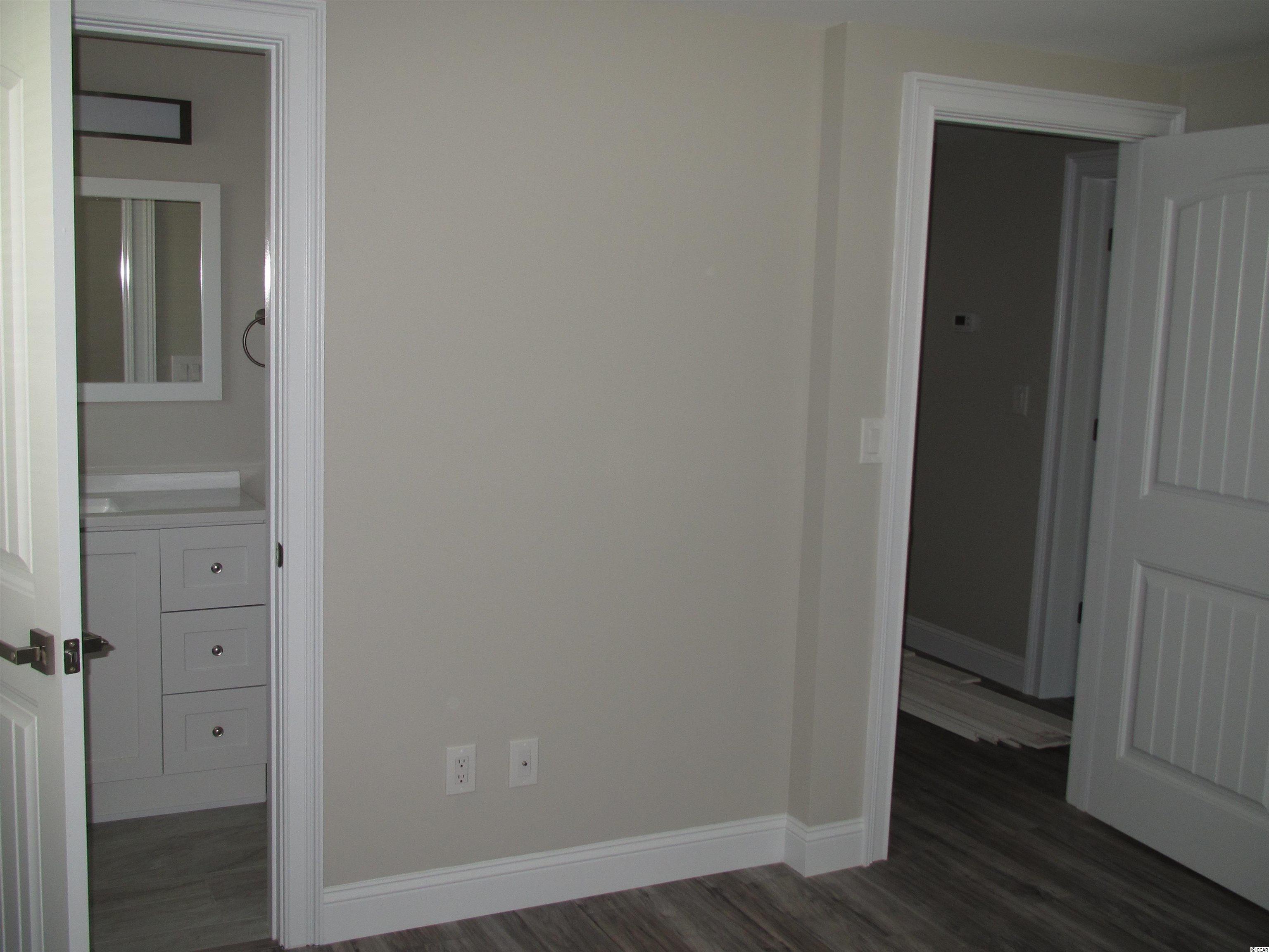 Photo #8