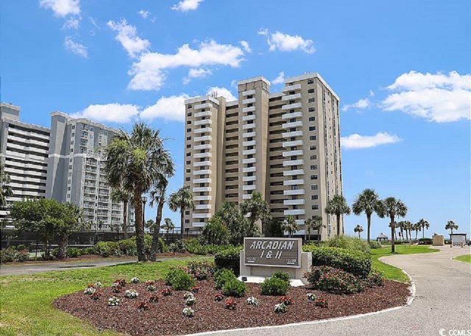 Photo one of 10200 Beach Club Dr. # 16F Myrtle Beach SC 29572 | MLS 2404612