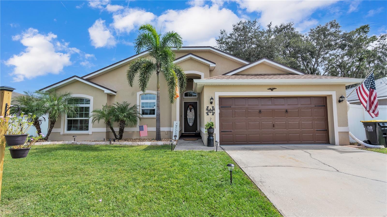 Photo one of 3339 Imperial Manor Way Mulberry FL 33860 | MLS A4585630
