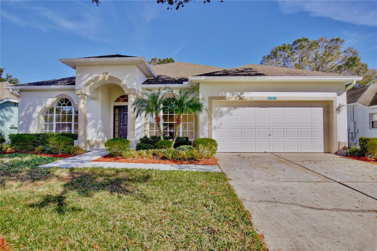 Photo one of 3707 Fairfield Dr Clermont FL 34711 | MLS G5077138