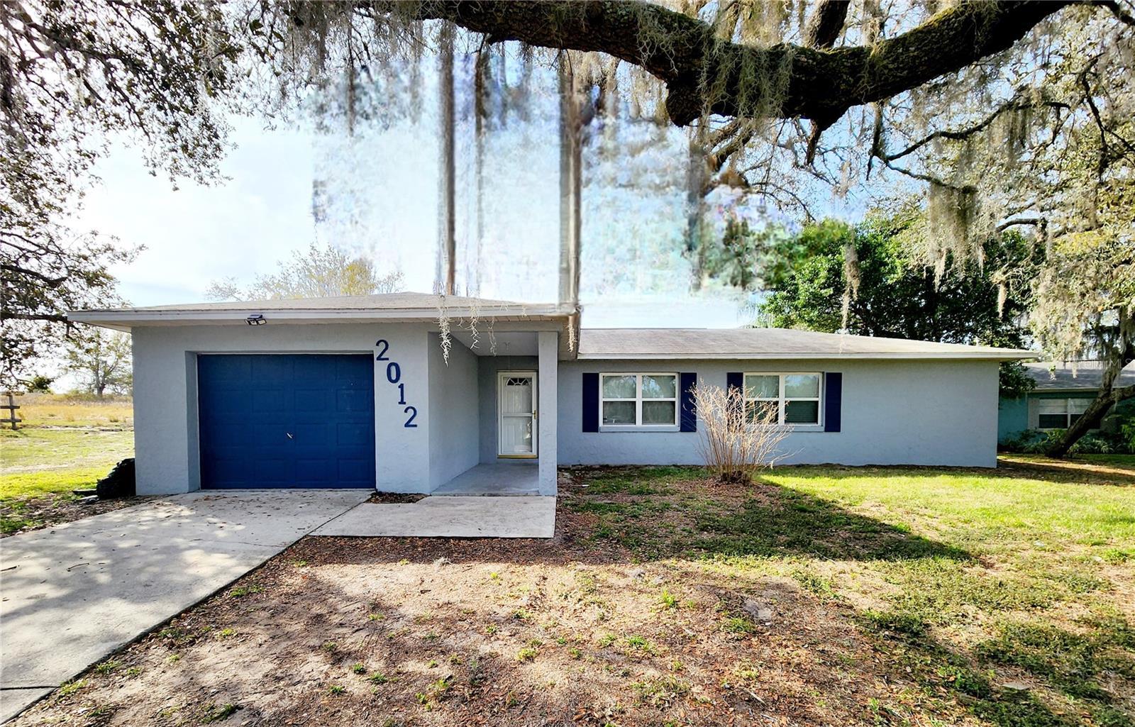Photo one of 2012 Bel Ombre Cir Lake Wales FL 33898 | MLS G5079111