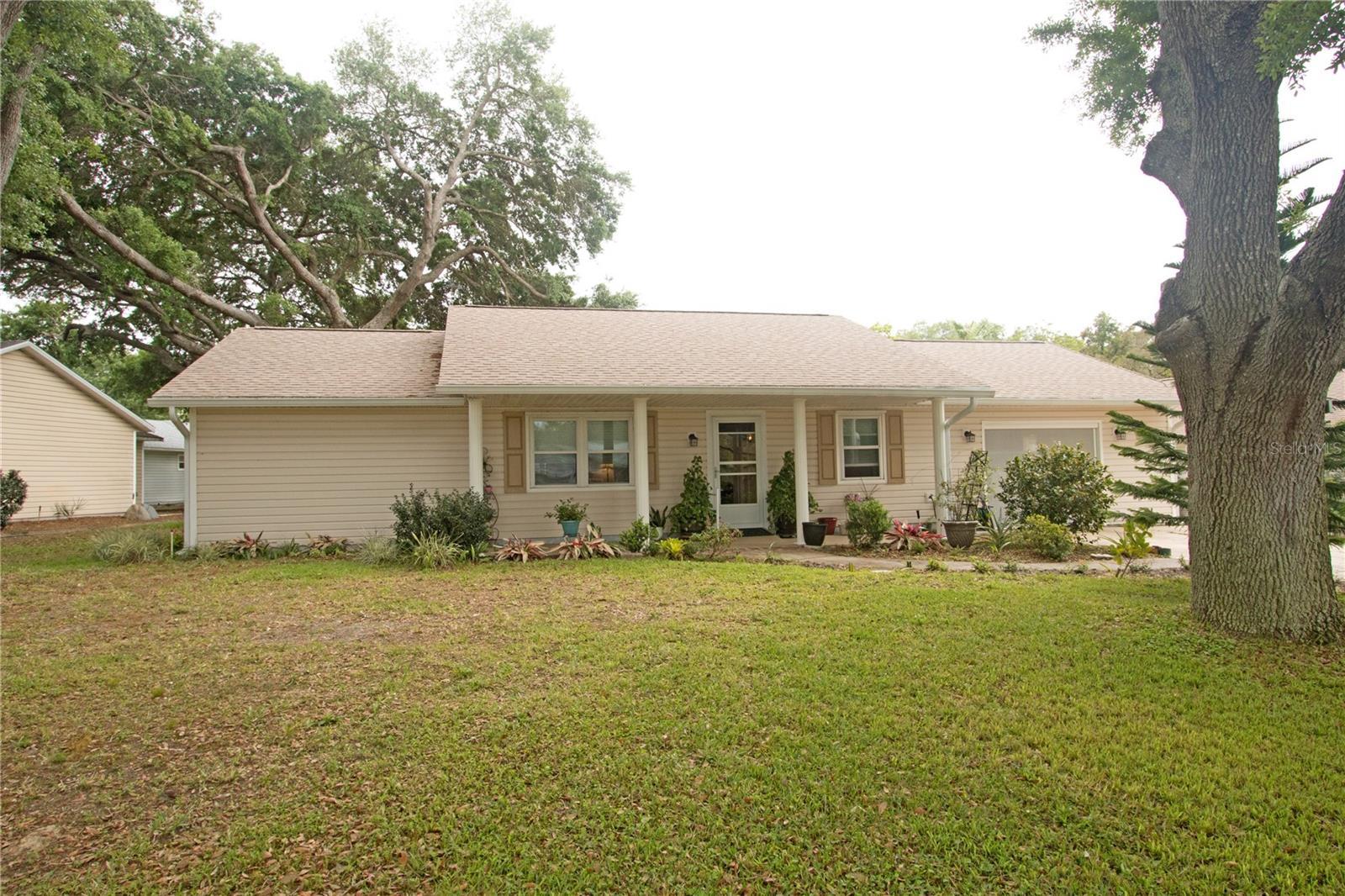 Photo one of 1433 New Abbey Ave Leesburg FL 34788 | MLS G5080320