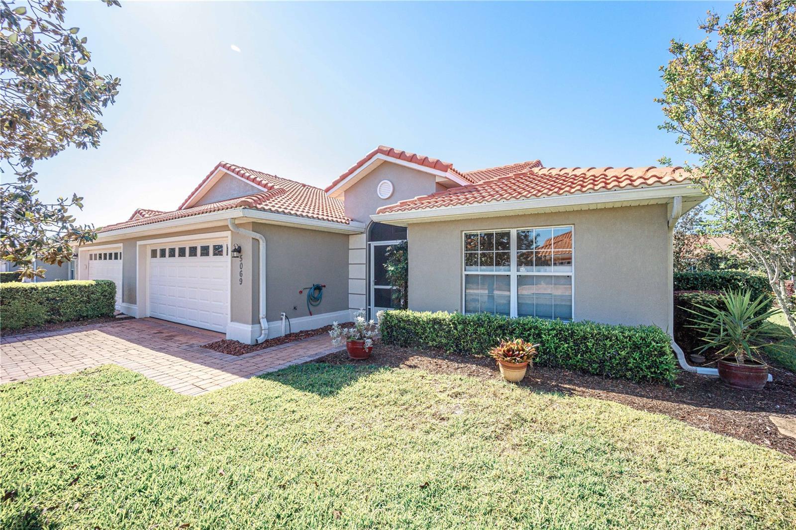 Photo one of 5069 Harbour Dr Oxford FL 34484 | MLS G5081053
