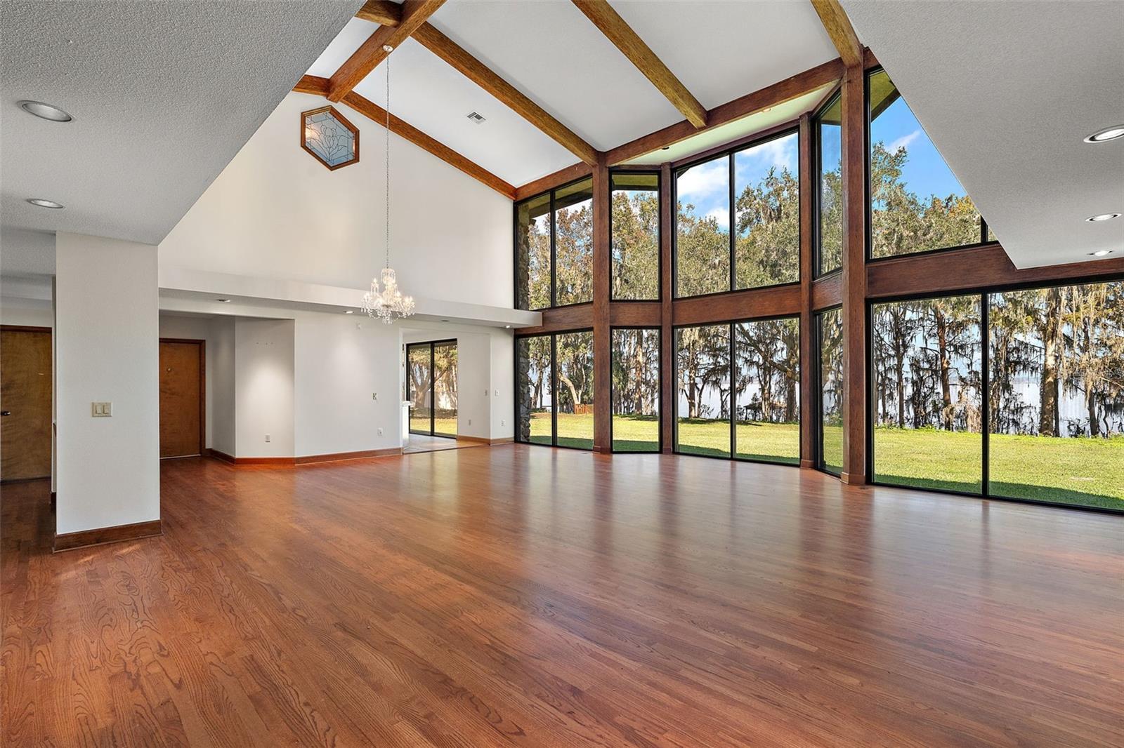 Photo one of 5415 Banana Point Dr Okahumpka FL 34762 | MLS G5090496