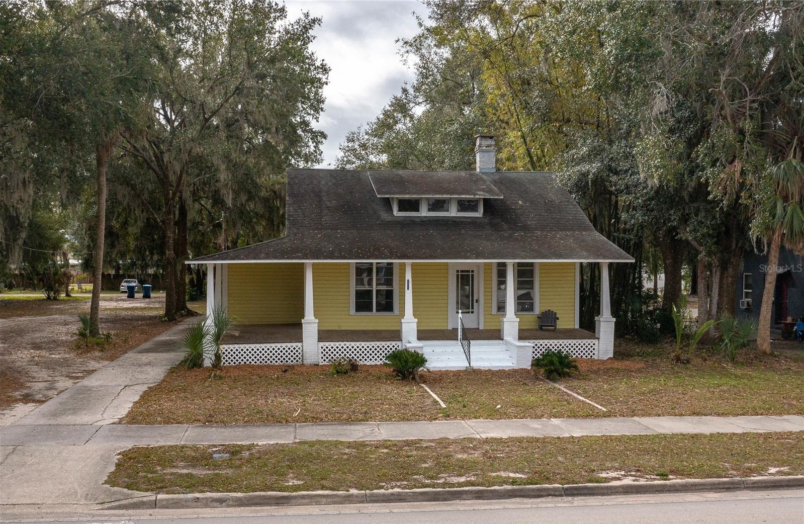 Photo one of 114 E Broadway Fort Meade FL 33841 | MLS L4942058