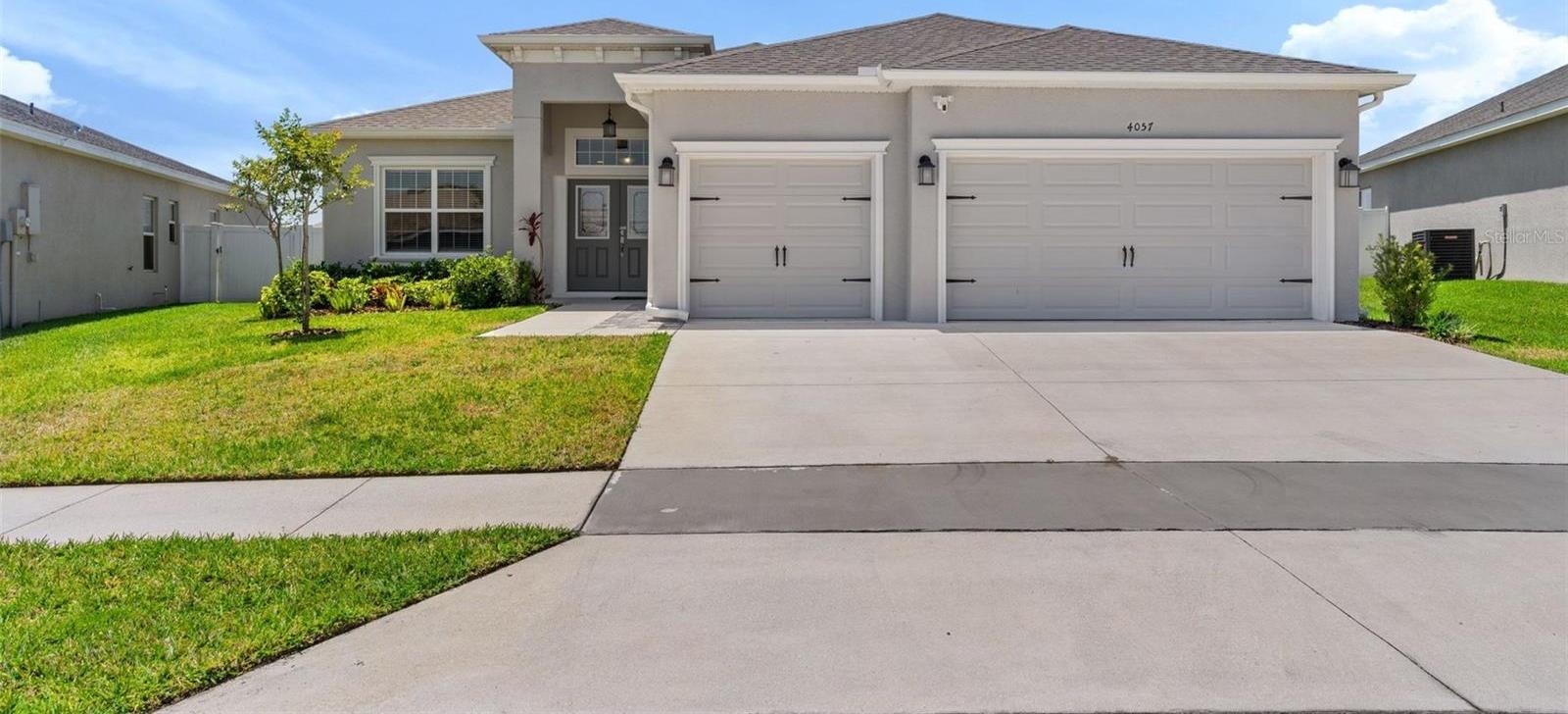 Photo one of 4057 Pine Forest Pl Lakeland FL 33811 | MLS L4944142