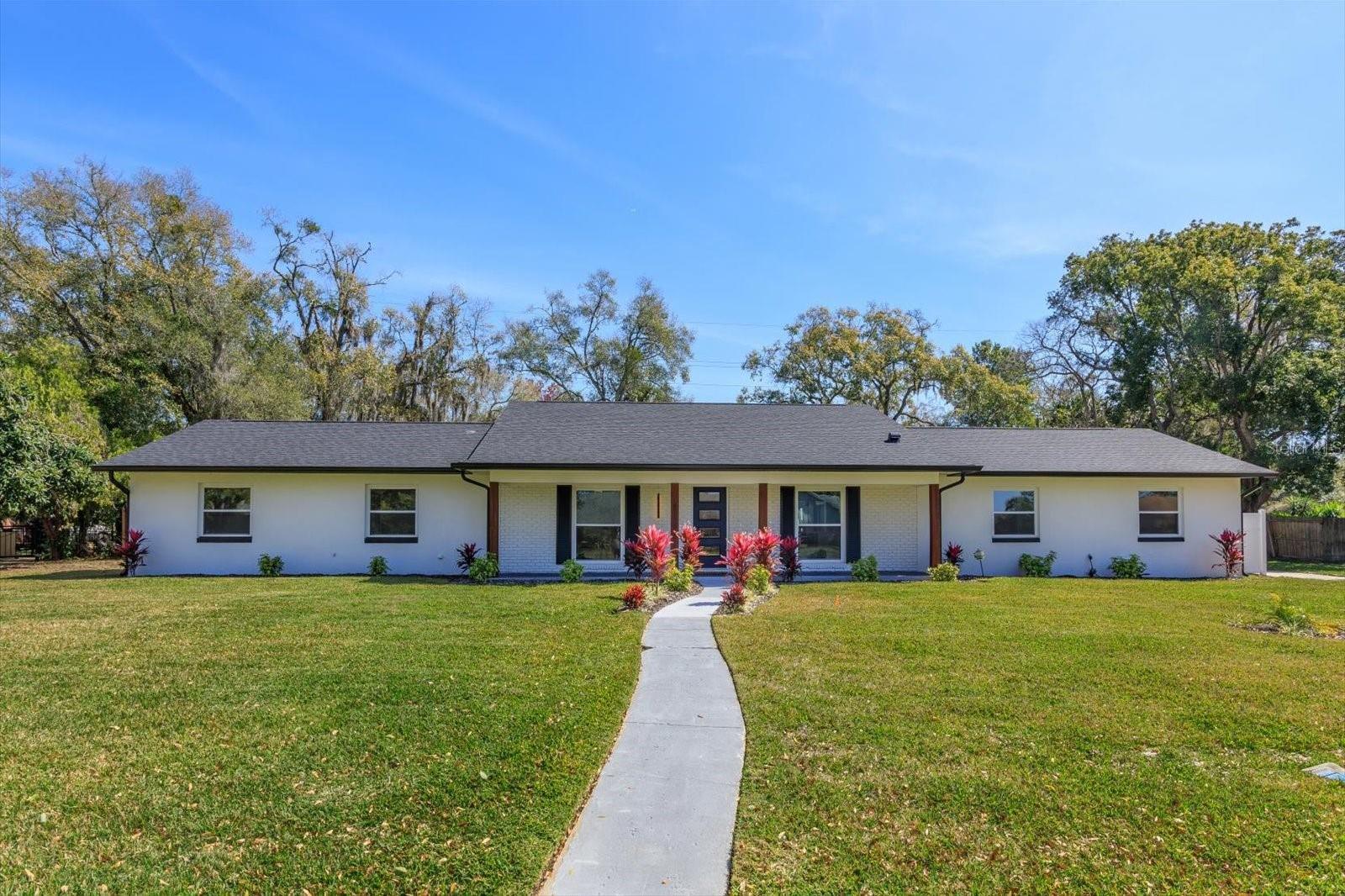Photo one of 234 Flame Ave Maitland FL 32751 | MLS O6129798