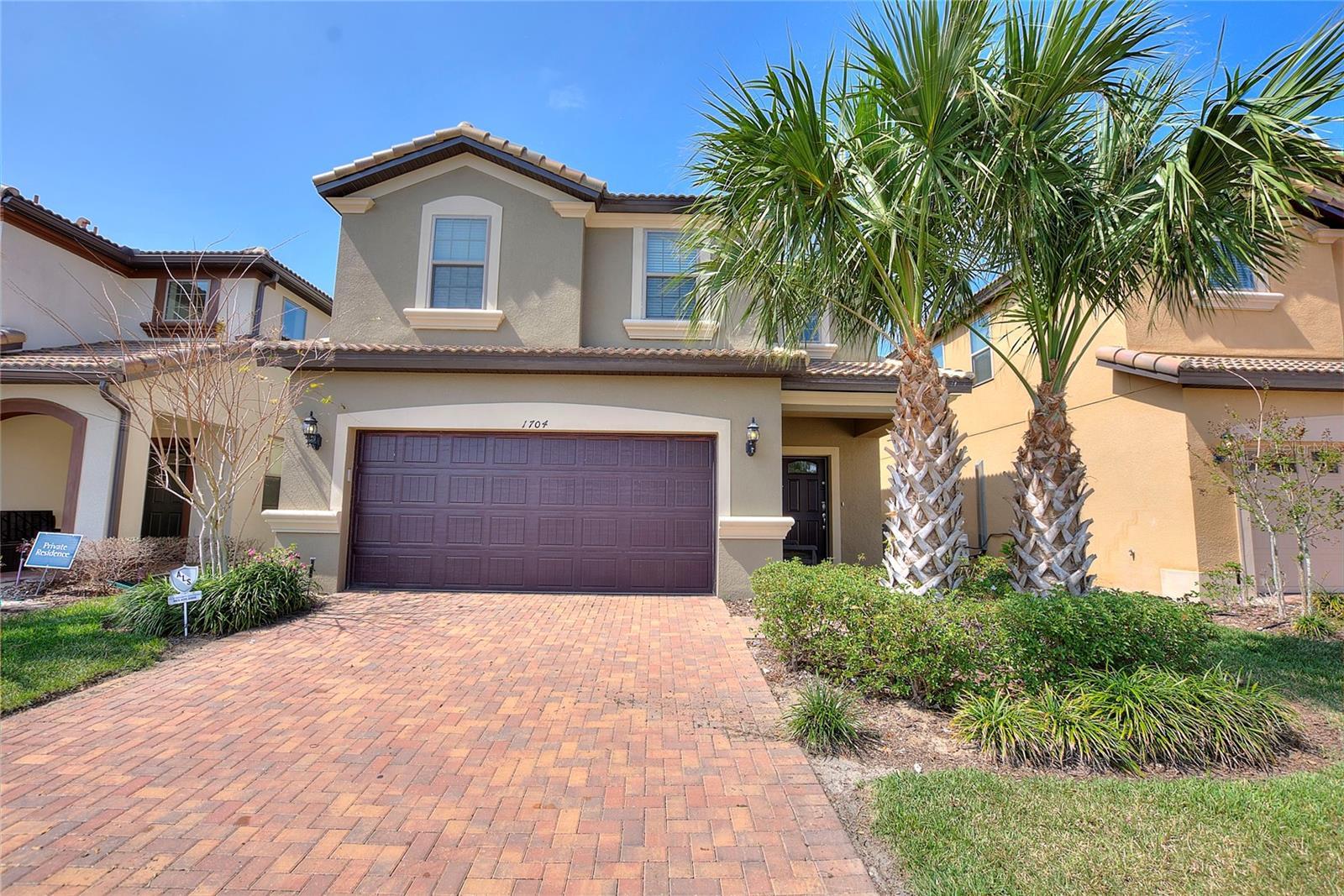 Photo one of 1704 Lima Ave Kissimmee FL 34747 | MLS O6139880