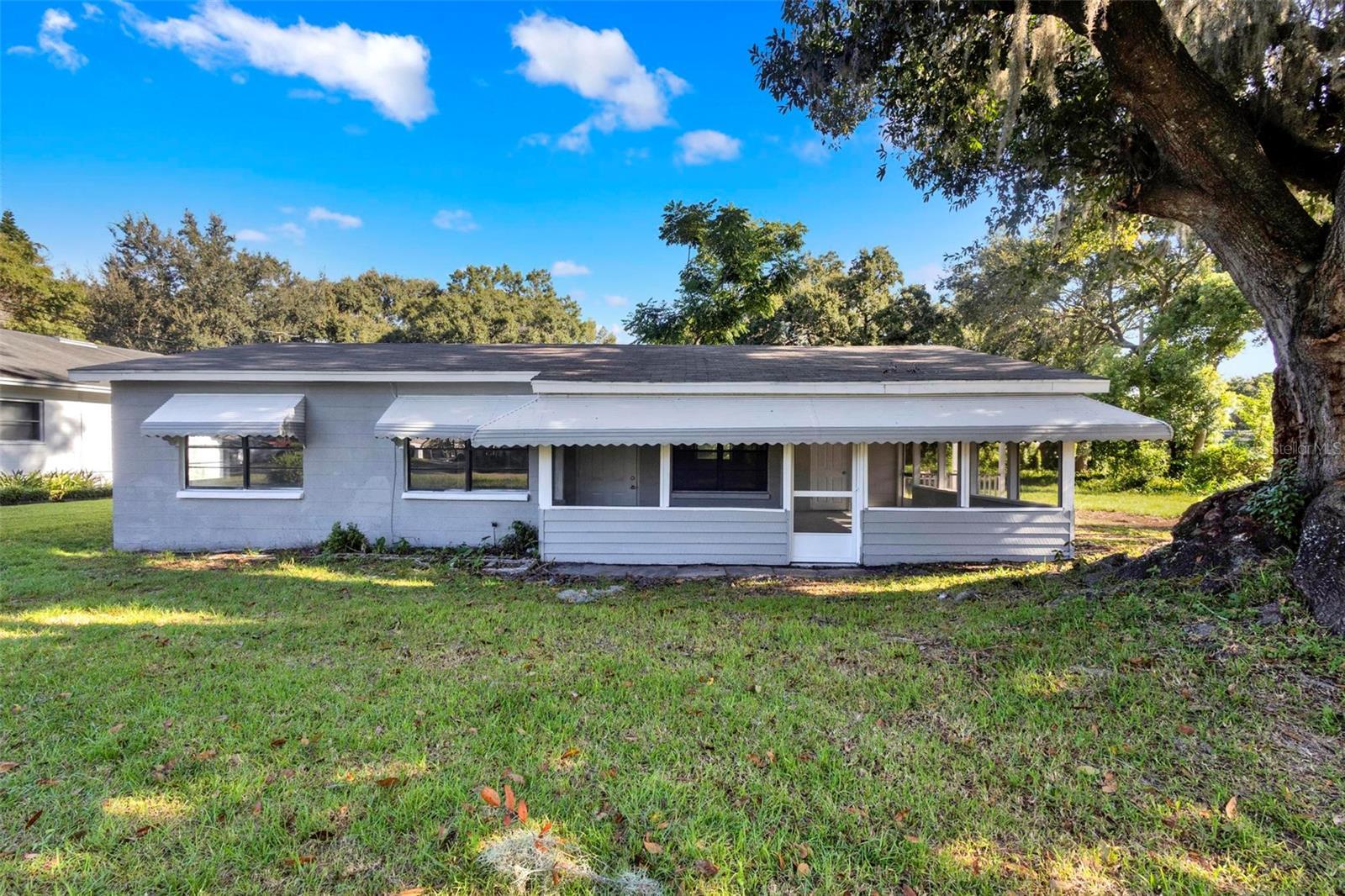Photo one of 3817 Avenue T Nw Winter Haven FL 33881 | MLS O6140720
