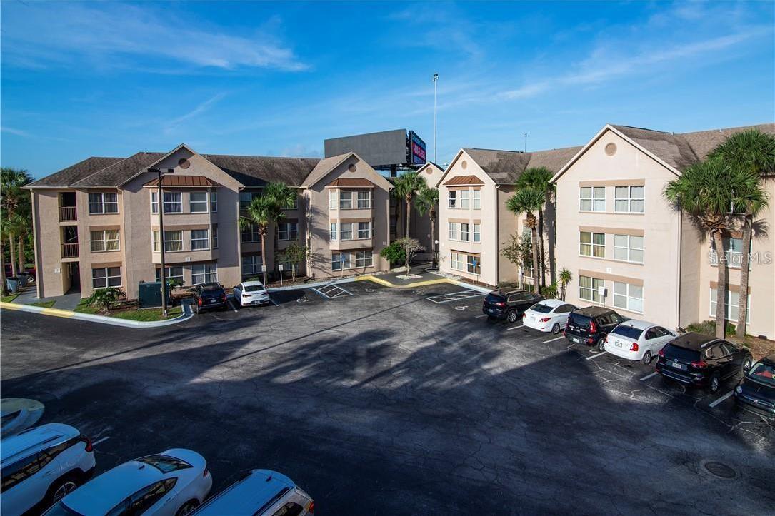Photo one of 3100 Parkway Blvd # 726 Kissimmee FL 34747 | MLS O6145804