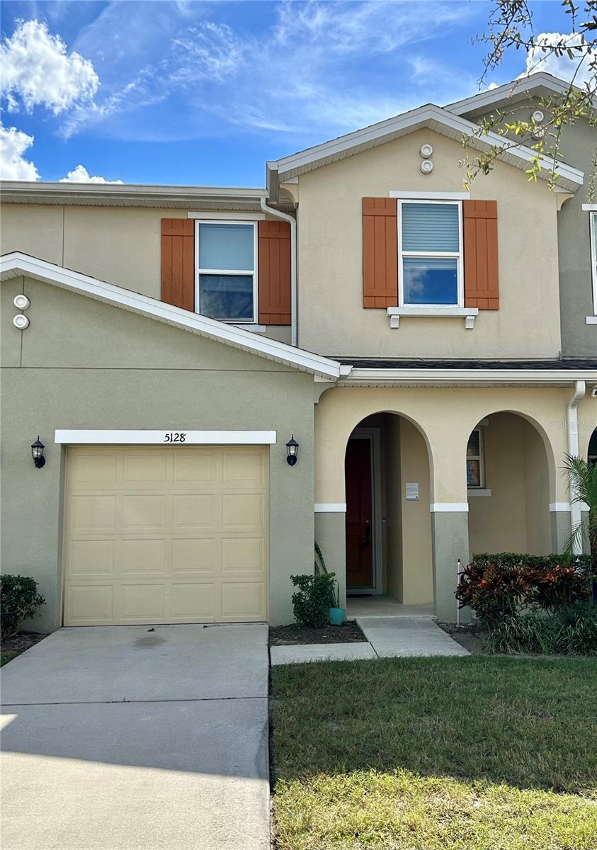 Photo one of 5128 Crown Haven Dr Kissimmee FL 34746 | MLS O6151164