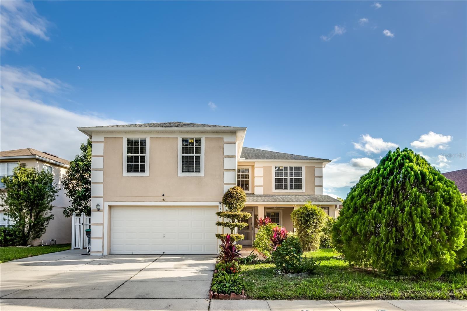 Photo one of 14962 Waterford Chase Pkwy Orlando FL 32828 | MLS O6156882