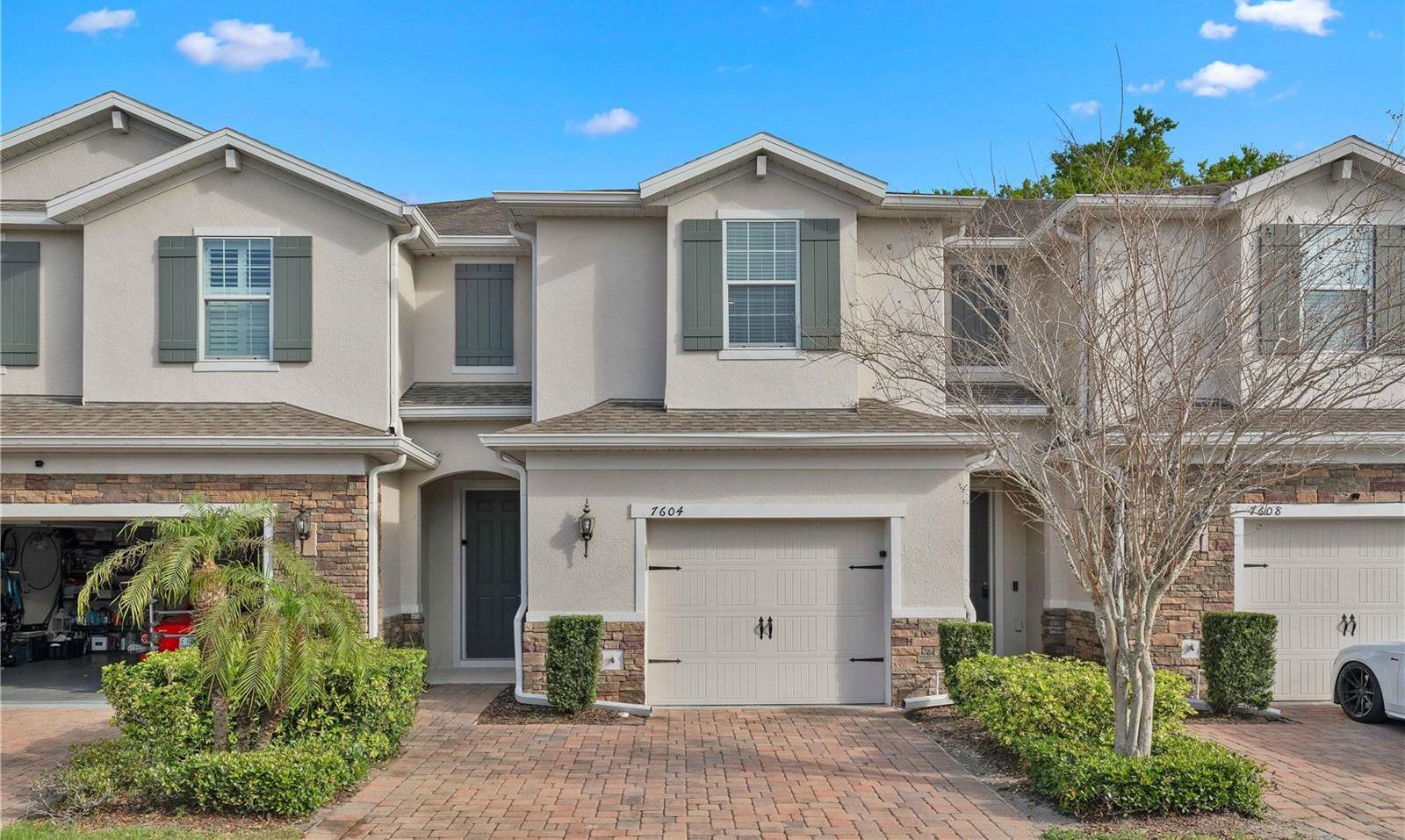Photo one of 7604 Aloma Pines Ct Winter Park FL 32792 | MLS O6159923
