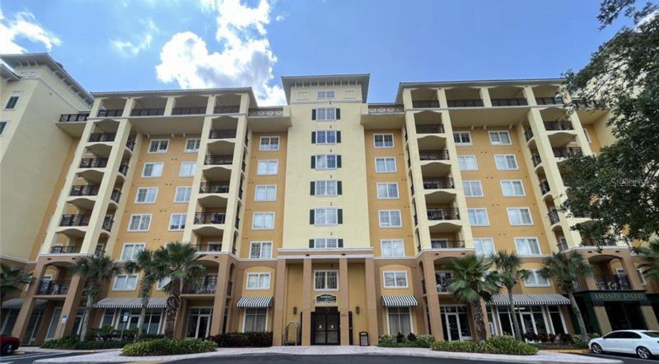 Photo one of 8125 Resort Village Dr # 51006 Orlando FL 32821 | MLS O6160288