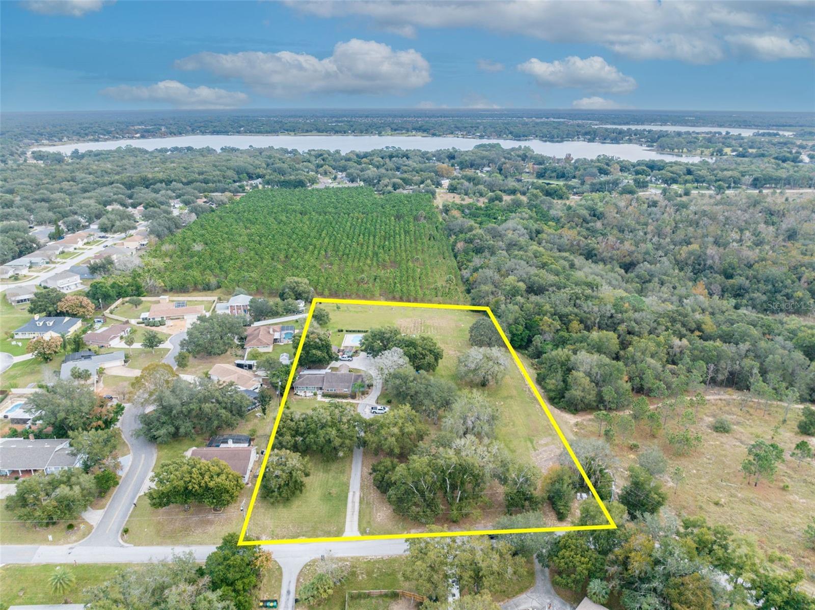 Photo one of 1211 Country Club Rd Eustis FL 32726 | MLS O6163040