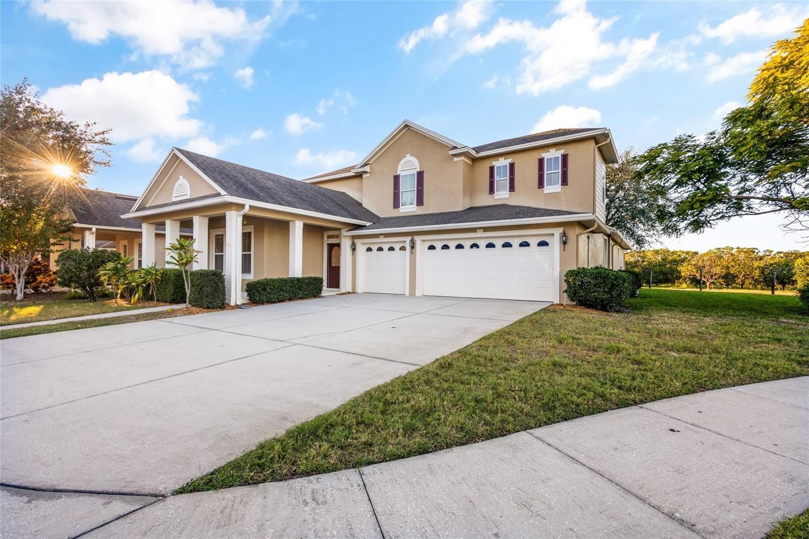 Photo one of 7212 Halton Ct Windermere FL 34786 | MLS O6164182