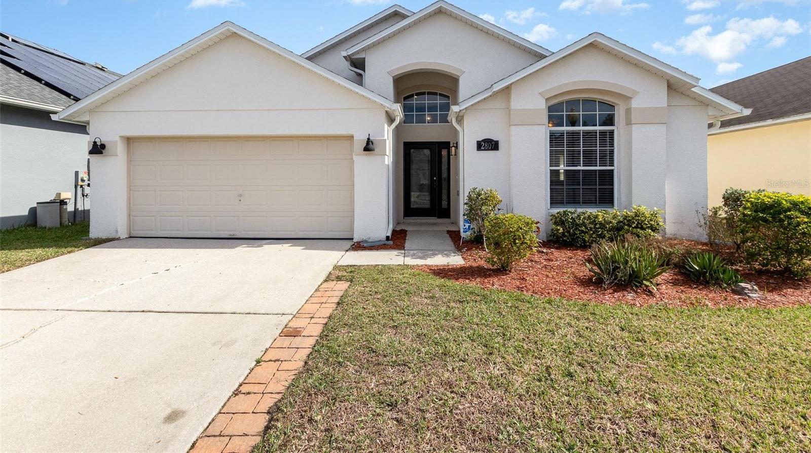 Photo one of 2807 Playing Otter Ct Kissimmee FL 34747 | MLS O6170944