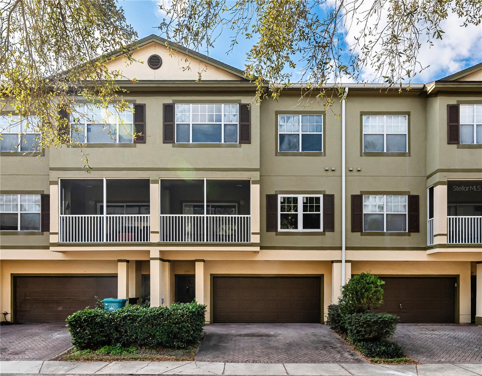 Photo one of 2352 Grand Central Pkwy # 5 Orlando FL 32839 | MLS O6174413