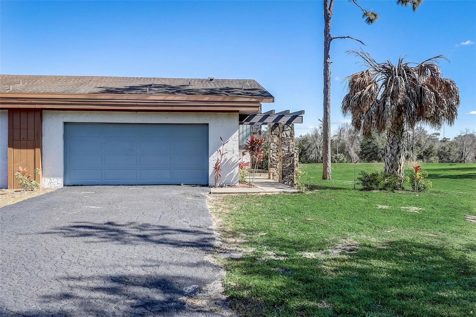 Photo one of 102 Canterbury Dr Haines City FL 33844 | MLS O6174911