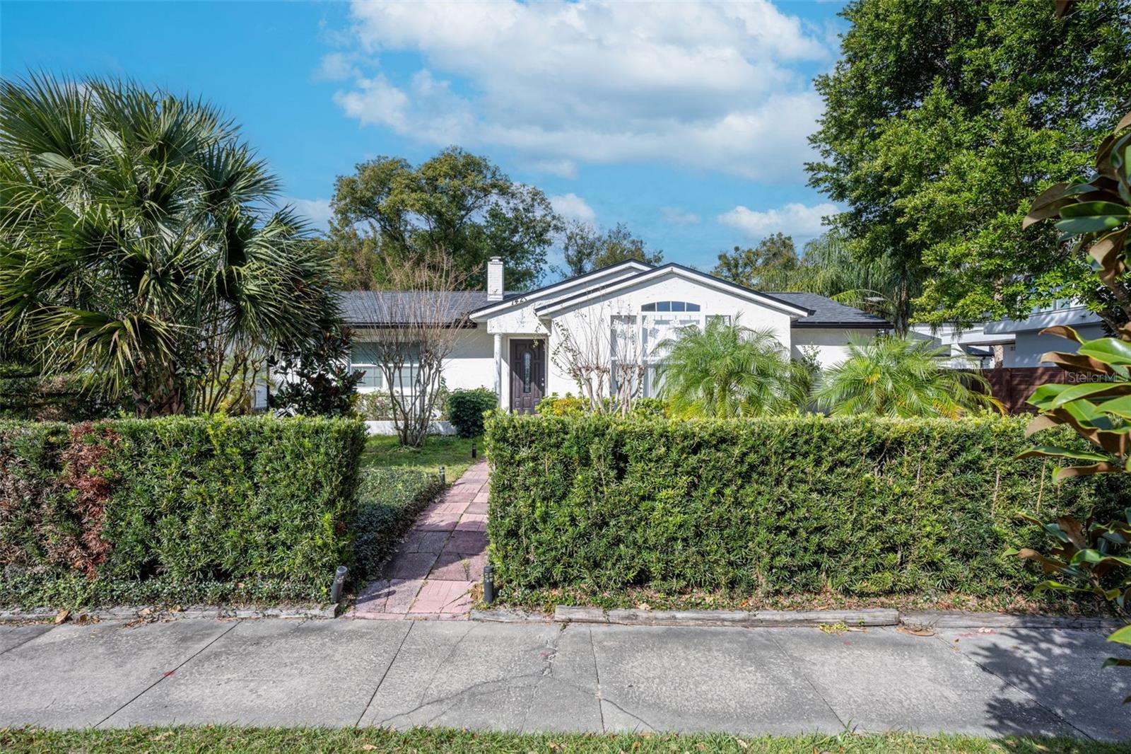 Photo one of 1421 Wooddale Ave Winter Park FL 32789 | MLS O6178648