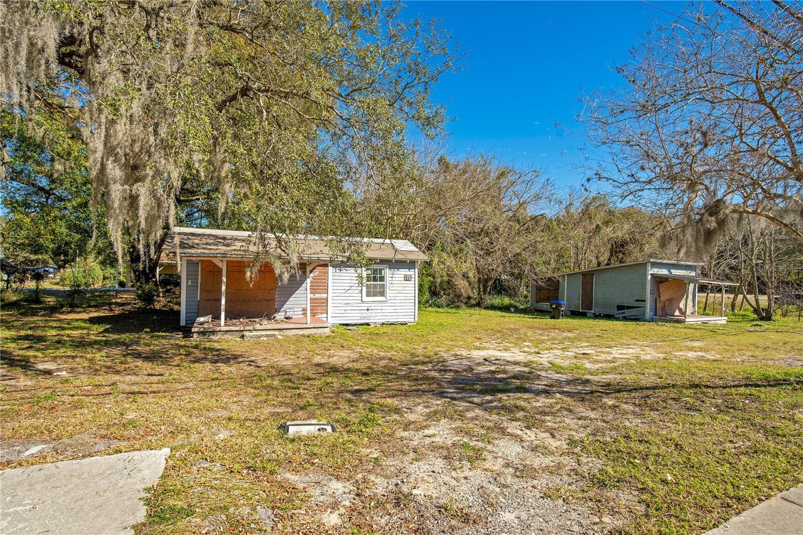 Photo one of 1303 S Central Ave Apopka FL 32703 | MLS O6179155