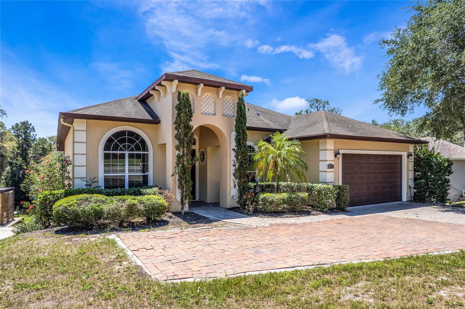 Photo one of 11818 Lakeshore Dr Clermont FL 34711 | MLS O6179938