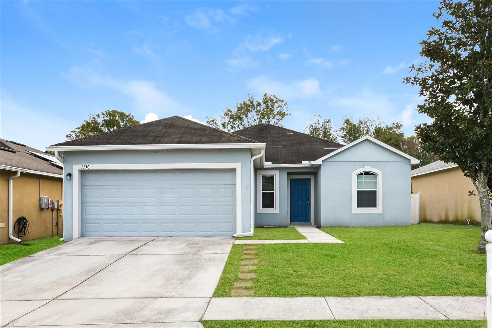 Photo one of 1736 Wallace Manor Loop Winter Haven FL 33880 | MLS O6183176