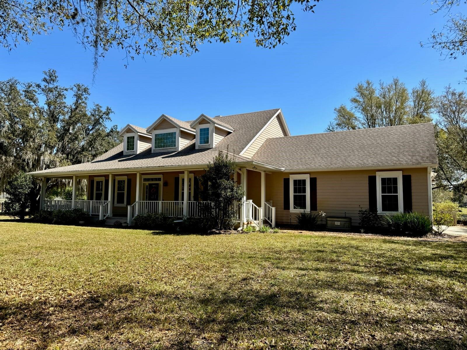Photo one of 10900 Island Grove Rd Clermont FL 34711 | MLS O6183482