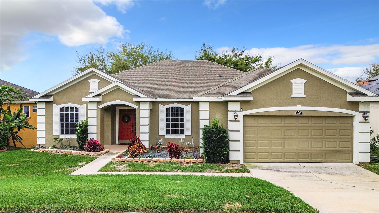 Photo one of 1683 Grandeflora Ave Clermont FL 34711 | MLS O6183786