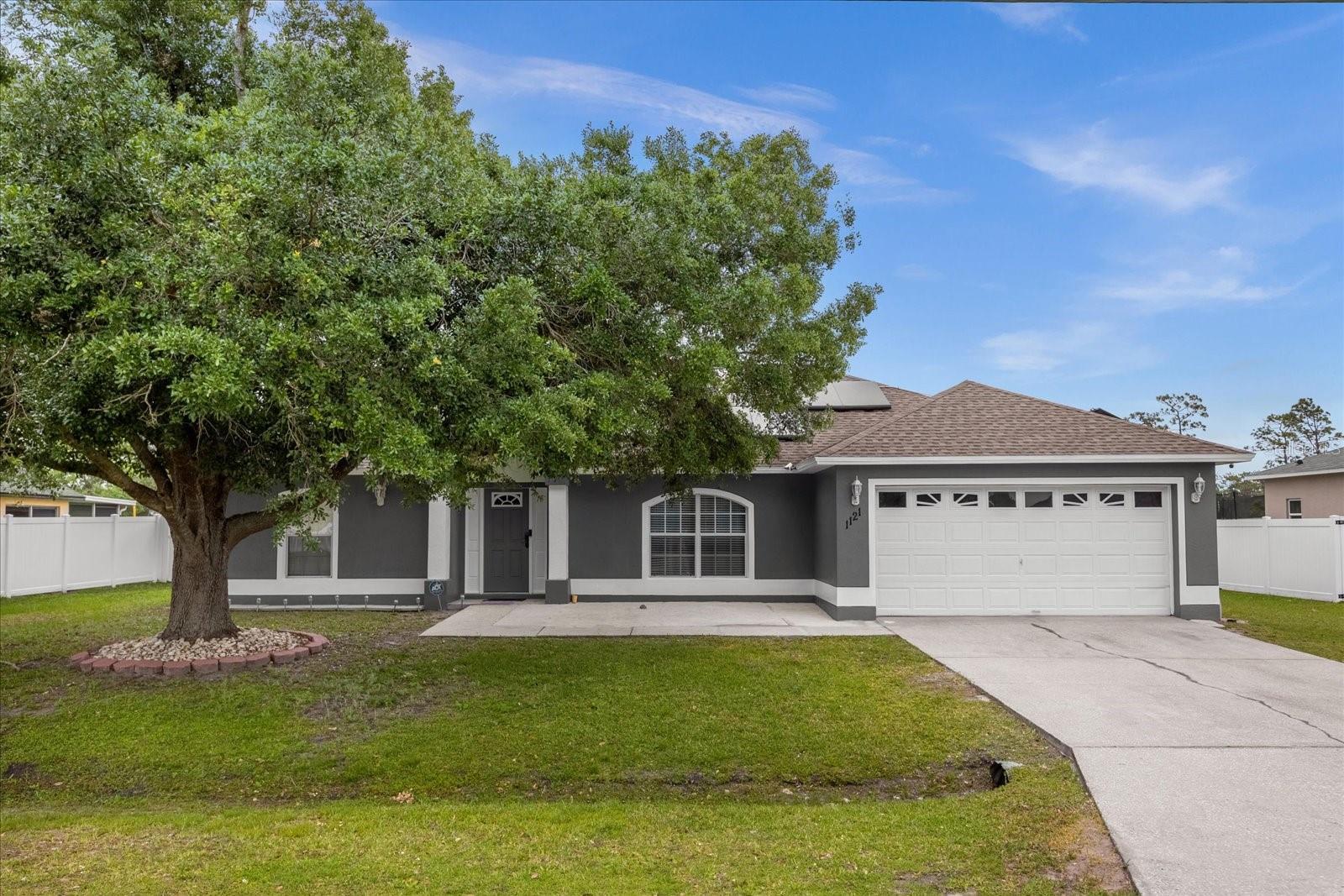 Photo one of 1121 Normandy Dr Kissimmee FL 34759 | MLS O6184809