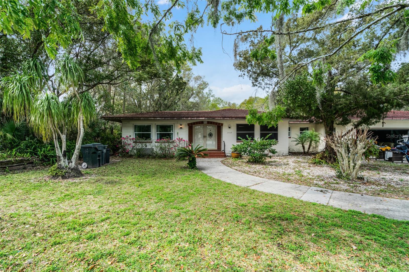 Photo one of 2009 N Volusia Ave Orange City FL 32763 | MLS O6184945