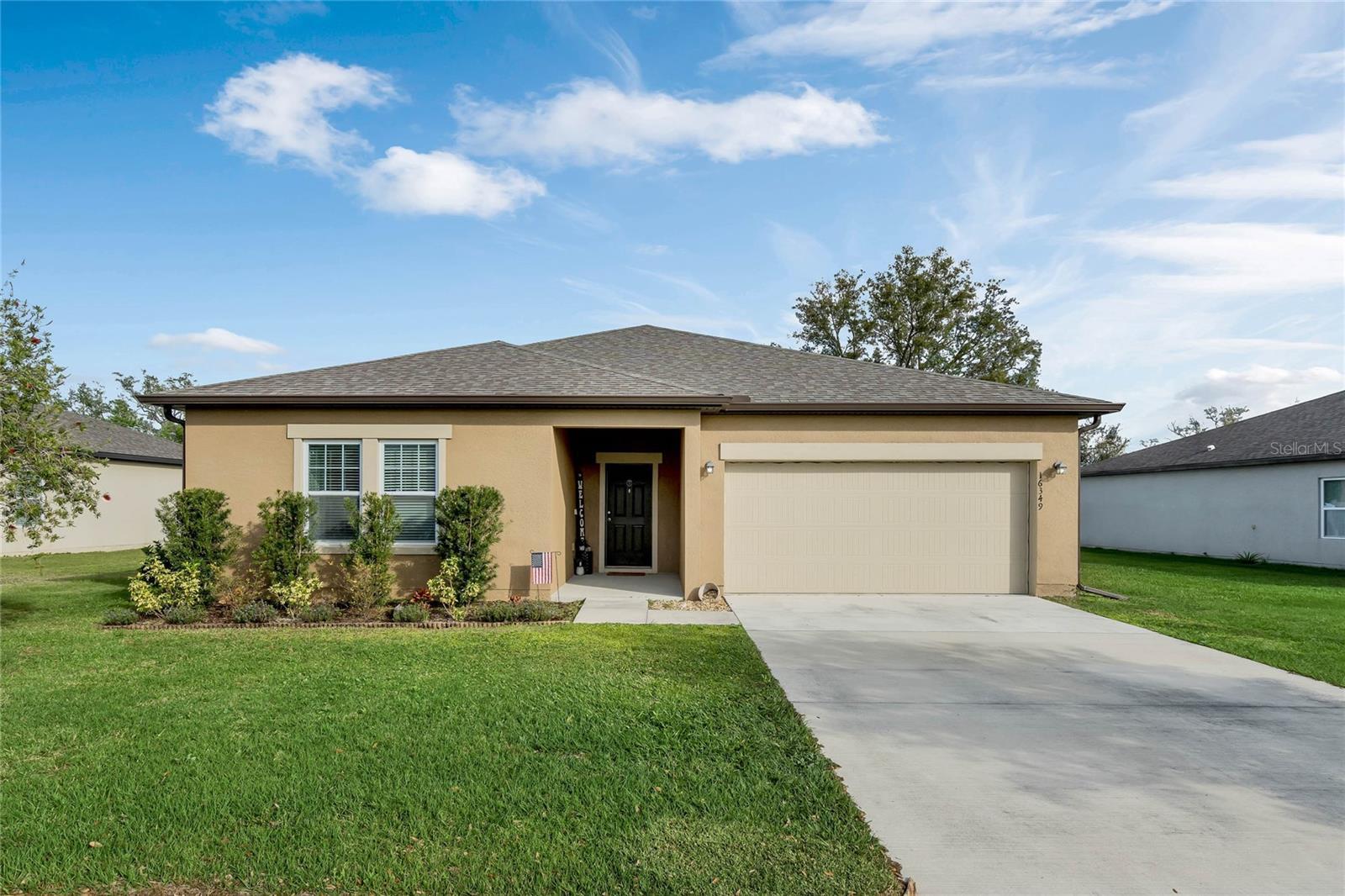 Photo one of 16349 Blooming Cherry Dr Groveland FL 34736 | MLS O6186443
