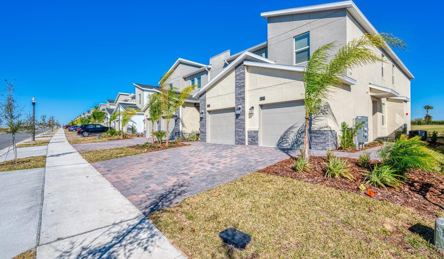 Photo one of 837 Ocean Course Ave Davenport FL 33896 | MLS O6187393