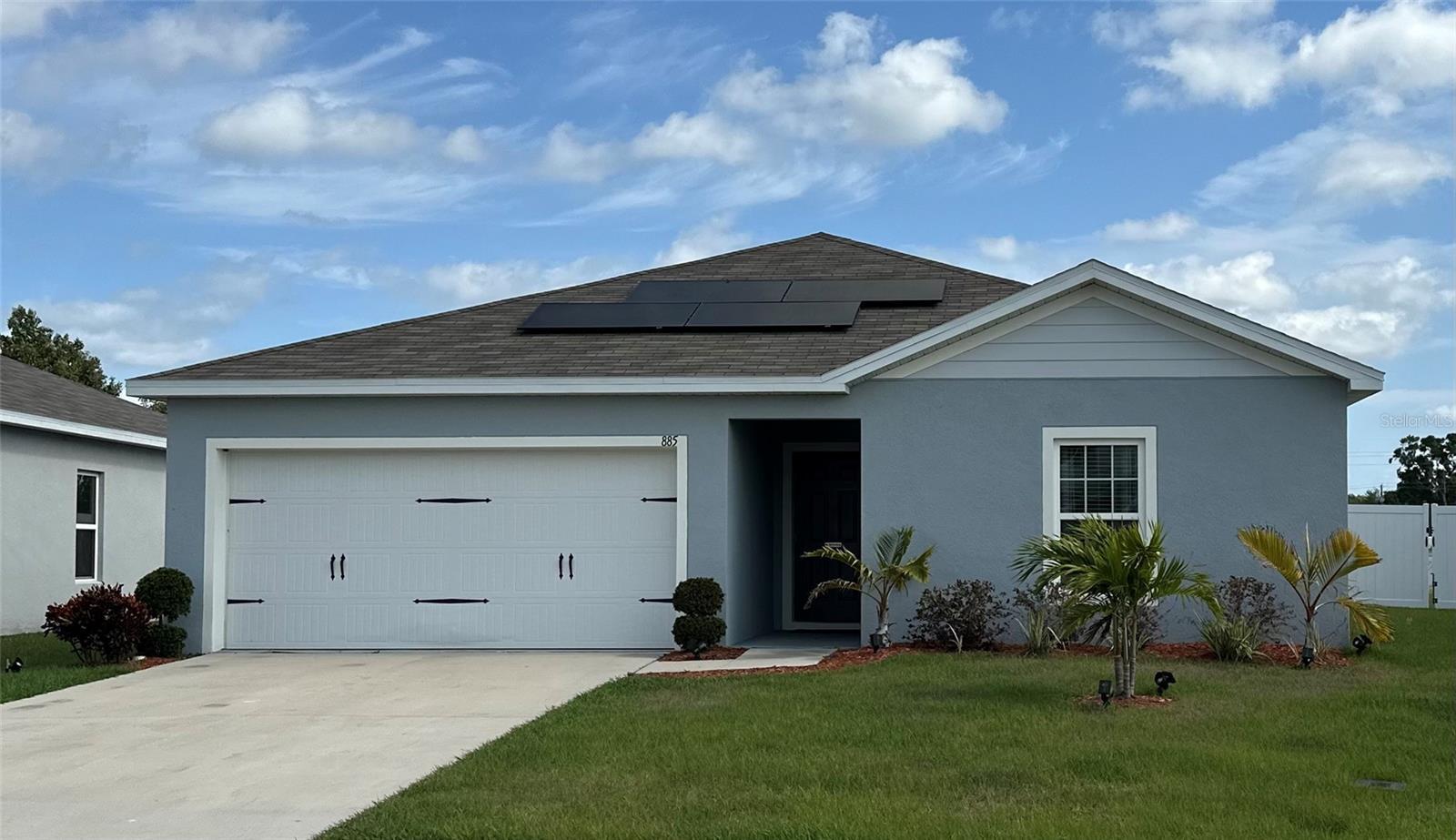 Photo one of 885 Eagle Rock Ter Winter Haven FL 33880 | MLS O6188129