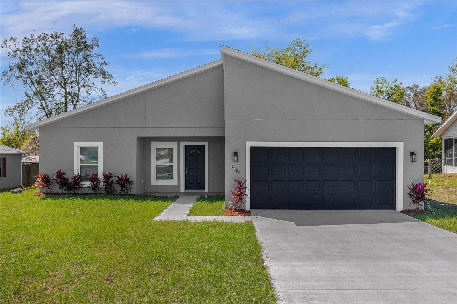 Photo one of 3284 Sw 137 Th Loop Ocala FL 34473 | MLS O6189686