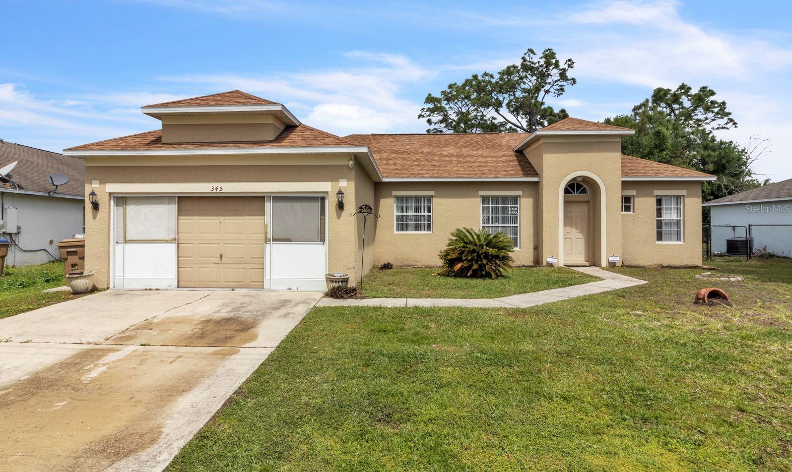 Photo one of 345 Marquee Dr Kissimmee FL 34758 | MLS O6189819