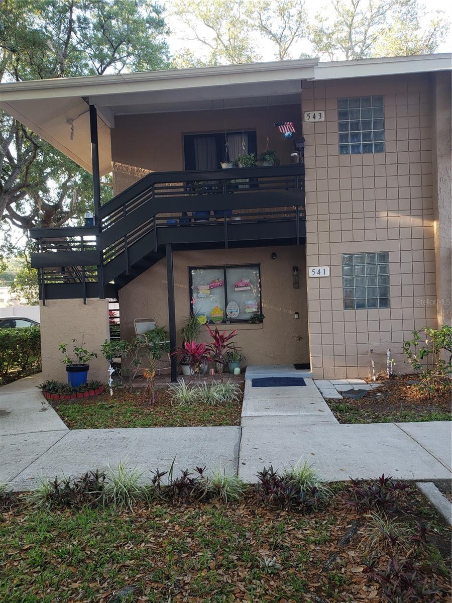 Photo one of 541 Trellis Ct # A Orlando FL 32809 | MLS O6190701