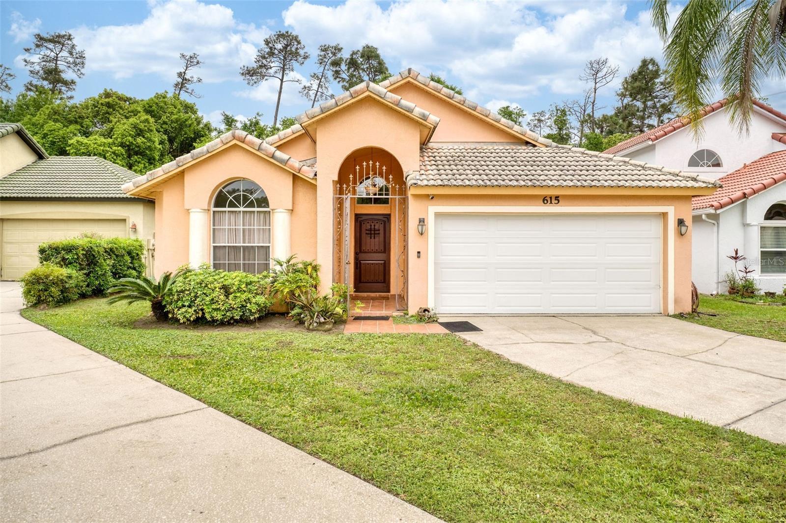Photo one of 615 Maple Forest Dr Orlando FL 32825 | MLS O6191669