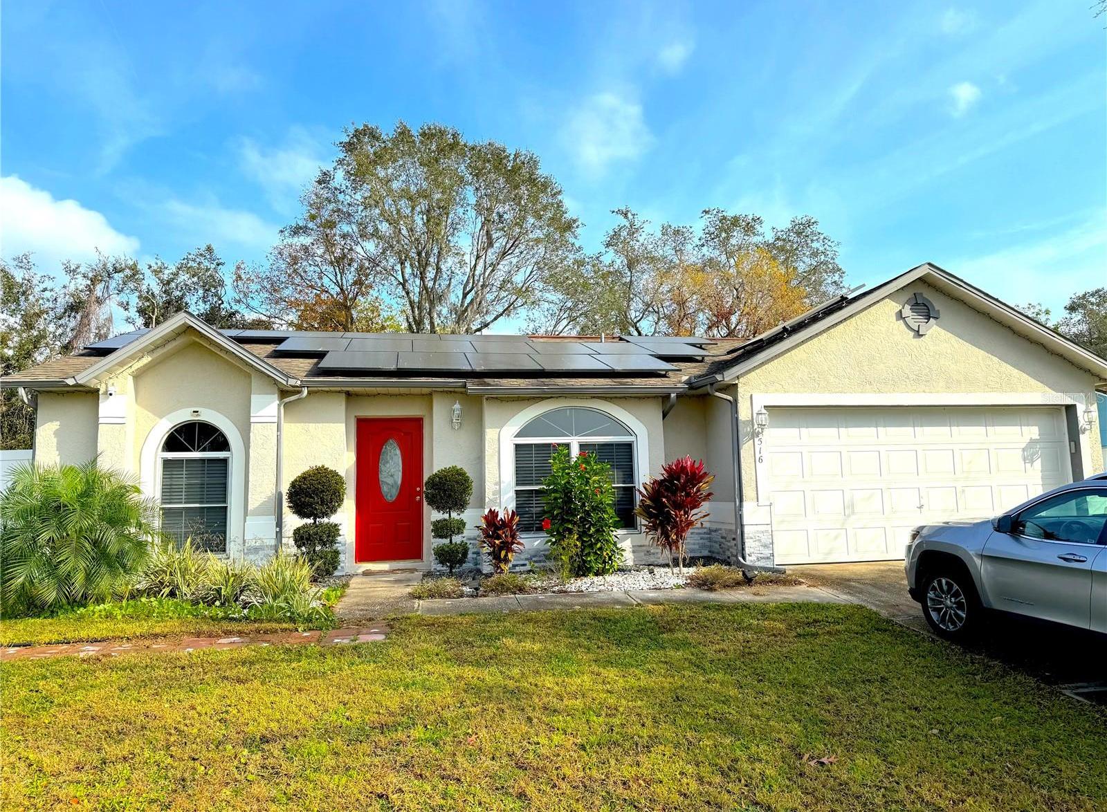 Photo one of 516 Meadow Green Dr Davenport FL 33837 | MLS O6192672