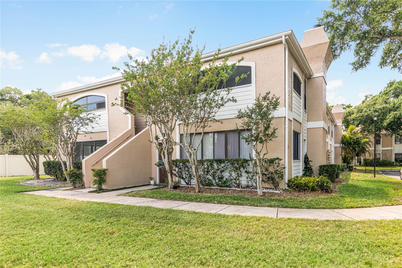 Photo one of 3130 S Semoran Blvd # 303 Orlando FL 32822 | MLS O6196015