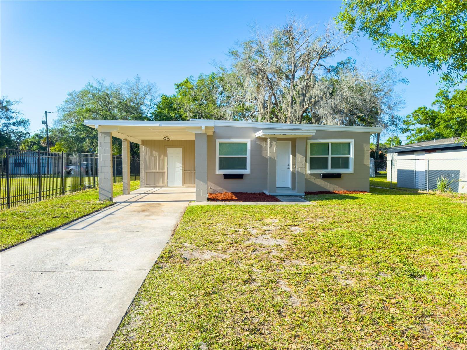 Photo one of 1606 W 8Th St Sanford FL 32771 | MLS O6196478