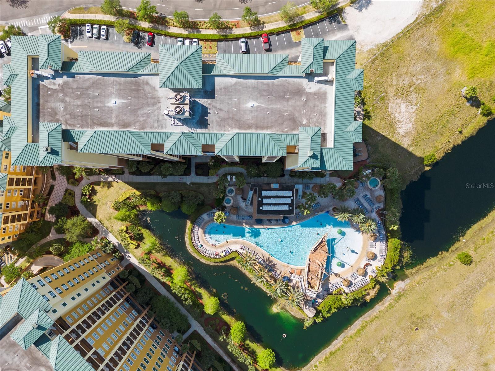 Photo one of 8101 Resort Village Dr # 3401 Orlando FL 32821 | MLS O6198939