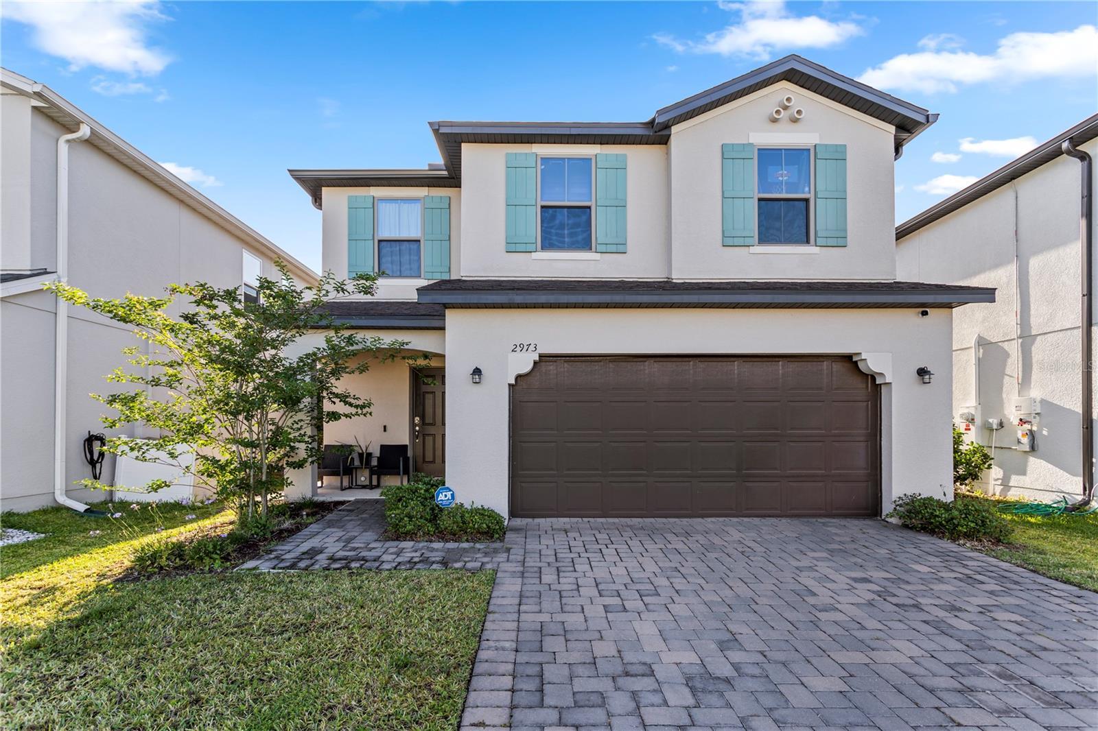 Photo one of 2973 Crest Dr Kissimmee FL 34744 | MLS O6201583