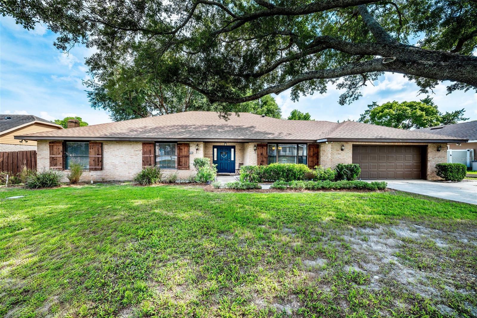 Photo one of 26 Canter Club Ct Debary FL 32713 | MLS O6215740