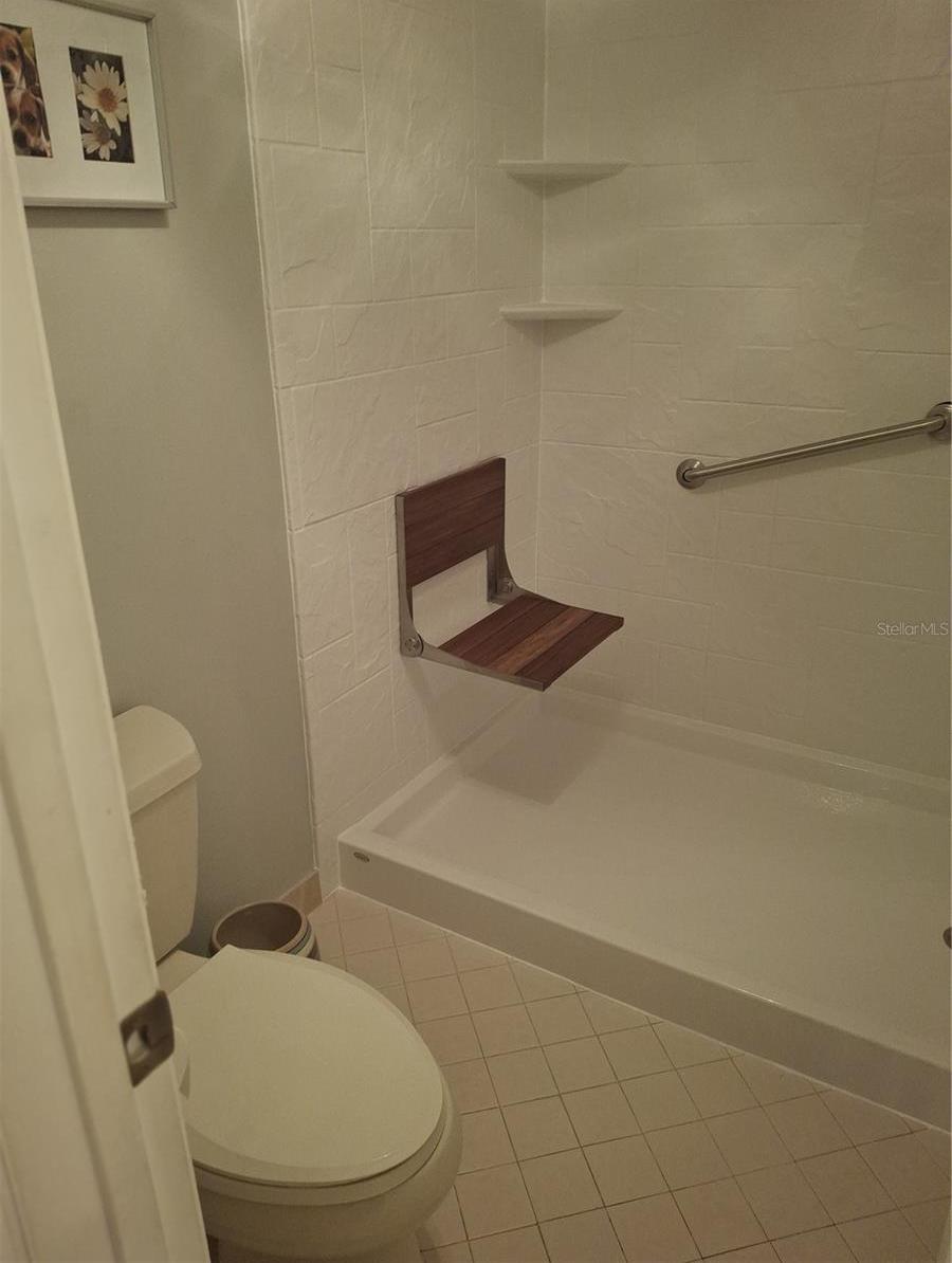 Photo #10