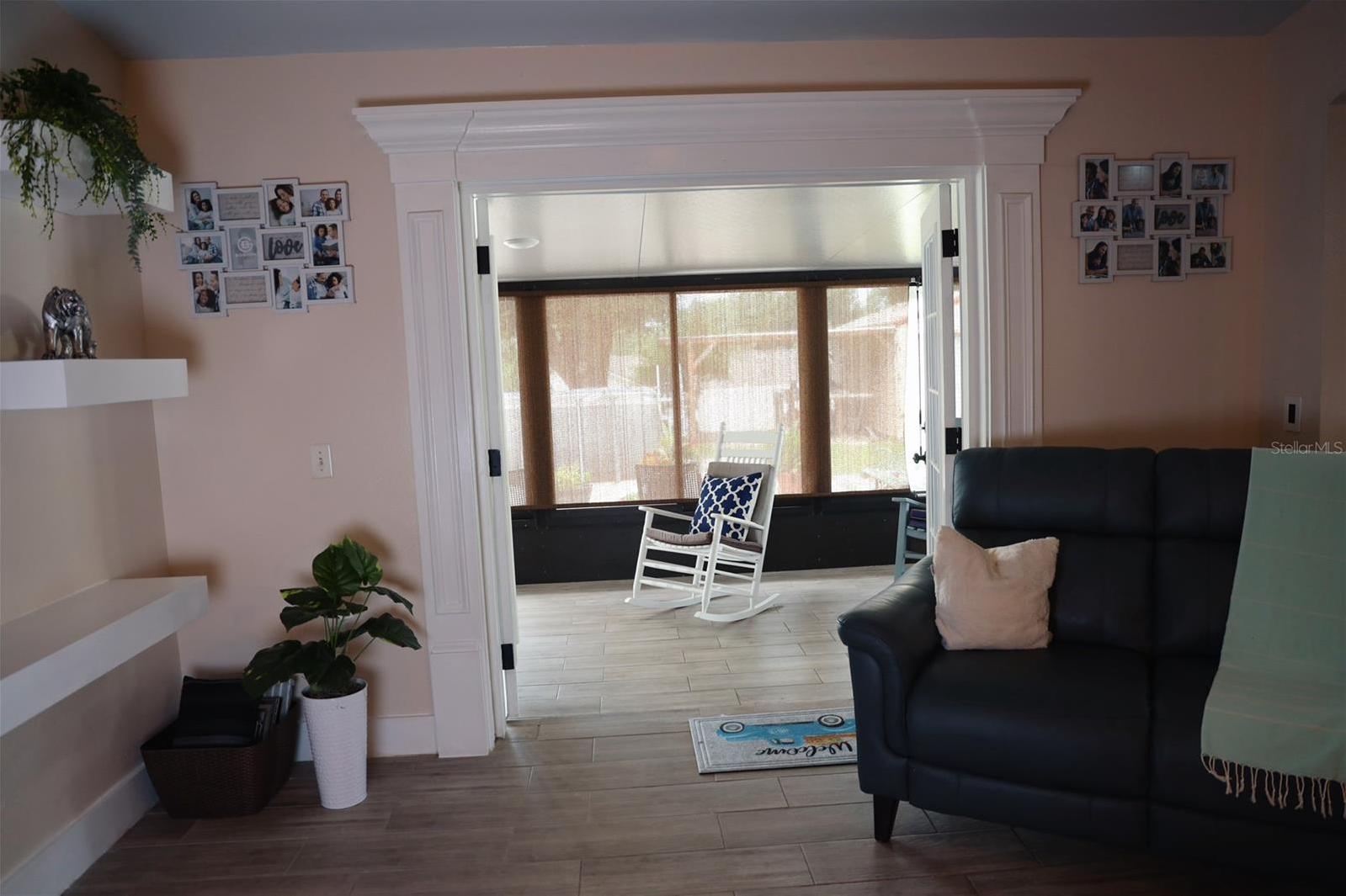 Photo #12