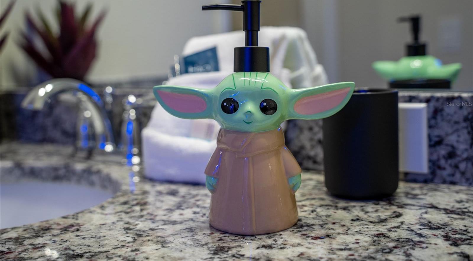 Photo #33