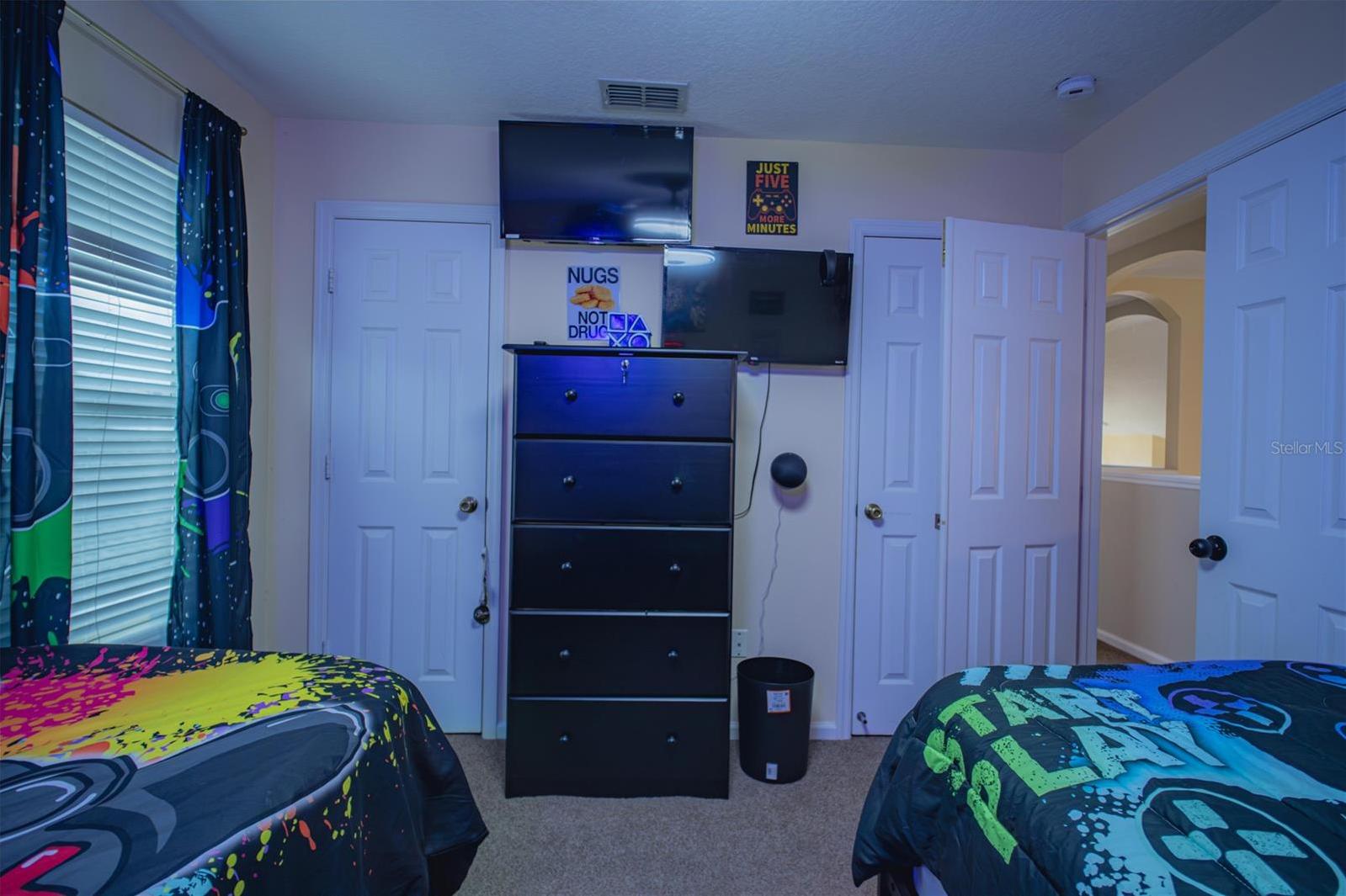 Photo #42